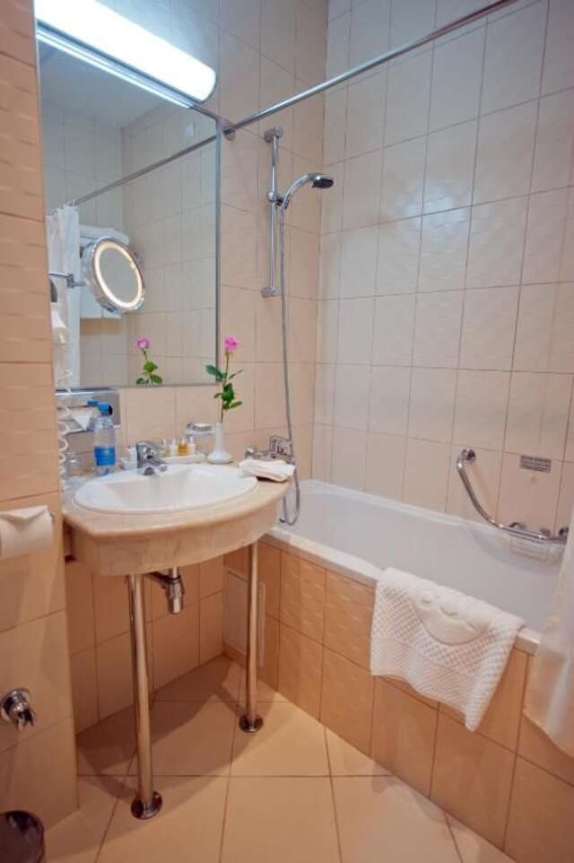 Отель Опера Отель Киев-51
